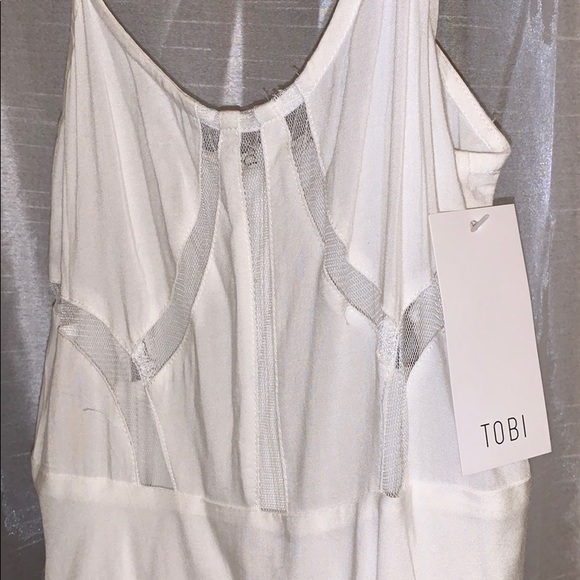 White summer dress with mesh detail - Picture 2 of 3